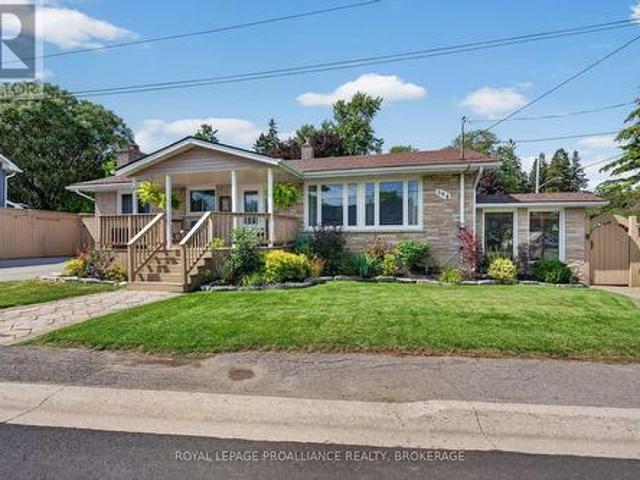 394 Queen Street, Loyalist Bath, ON, K0H 1G0 house for sale | Listing ID X13699 | Royal LePage