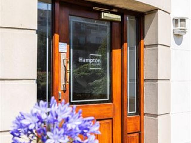 395,000 | Apartment 239, HAMPTON SQUARE, Navan Road, Dublin 7 Kelly Bradshaw 5010 MyHome. Ie Residential