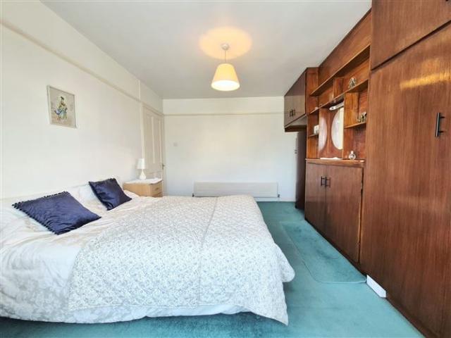 395,000 | 15 Wilton Lawn, Glasheen, Cork ERA Downey McCarthy 4995 MyHome. Ie Residential