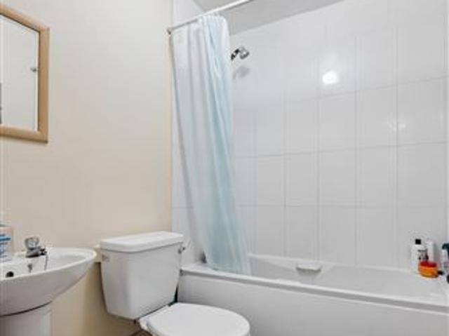 395,000 | 13 Harcourt Mews, Camden Street Lower, Dublin 2 DNG Central 5010 MyHome. Ie Residential