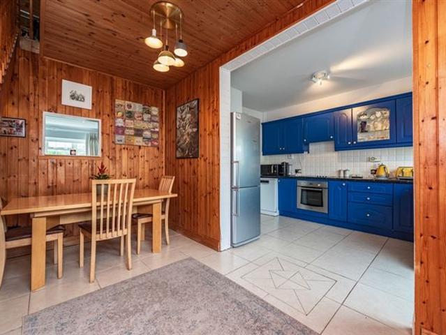 395,000 | 28 Monread Heights, Naas, Kildare CME Naas 4983 MyHome. Ie Residential