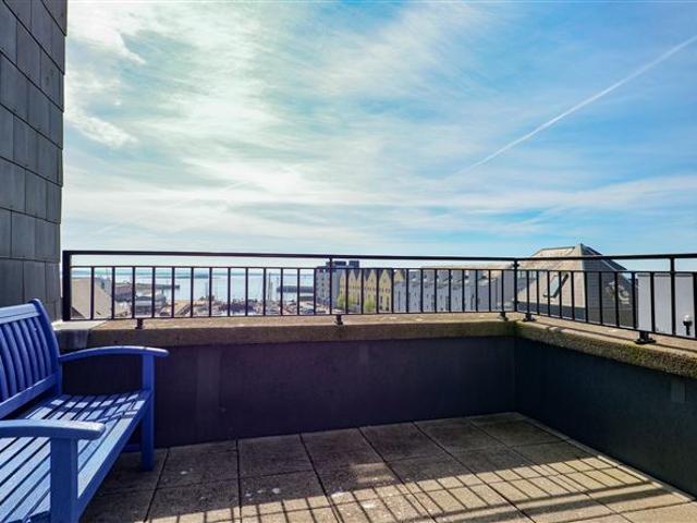 395,000 | 35N Merchants Dock, Merchants Road, City Centre, Galway City Heskin & Company Limited 4972 MyHome. Ie Residential