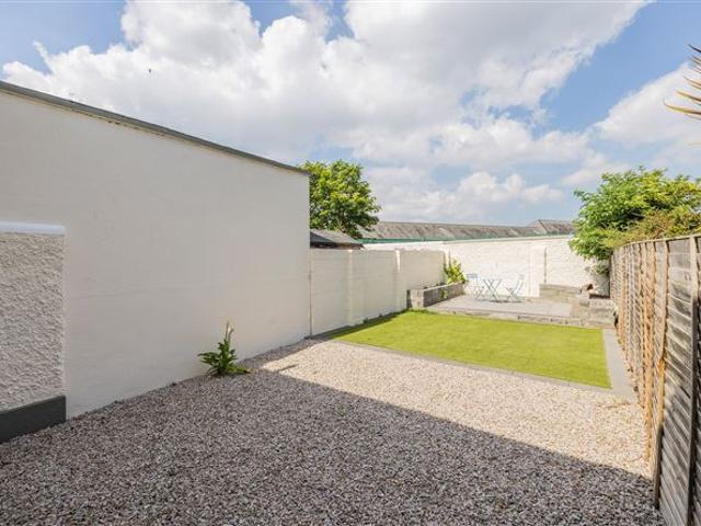 395,000 | 31 GLENCLOY ROAD, Whitehall, Dublin 9 Kelly Bradshaw 5008 MyHome. Ie Residential