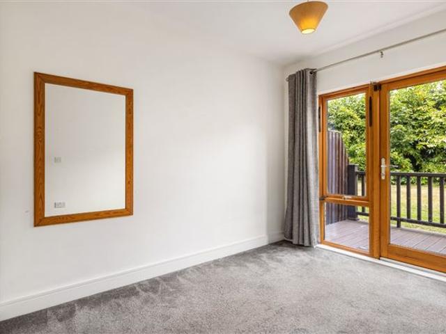 395,000 | 70 Olcovar, Shankill, Co. Dublin DNG Bray 5018 MyHome. Ie Residential