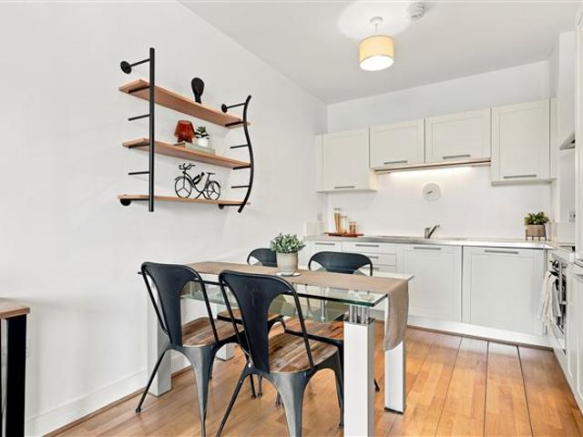 395,000 | 7 Grand Canal Wharf, South Dock Road, Dublin 4 Owen Reilly 5023 MyHome. Ie Residential
