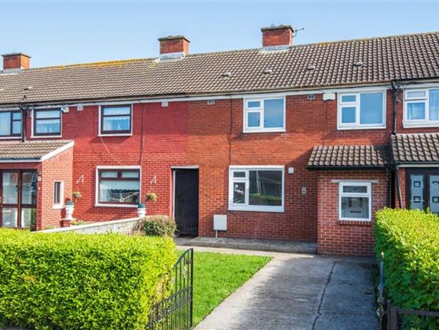 395,000 | 8 Millbrook Drive, Donaghmede, Dublin 13 DNG Raheny 5005 MyHome. Ie Residential