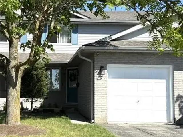 395 KINGSCOURT Drive Unit# 4