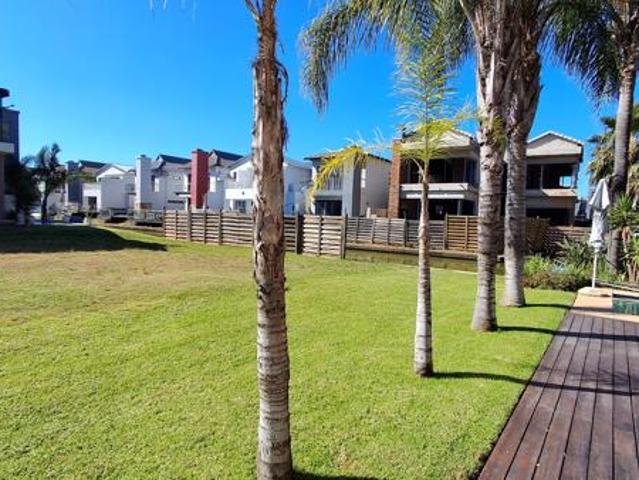 395 m² Land available in The Island Estates