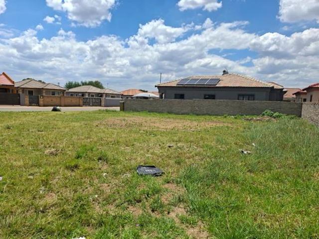 395 m² Land available in Vanderbijlpark CE7