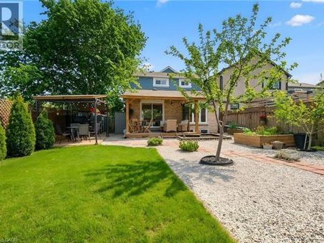 395 Maidstone Crescent, Oakville, ON, L6M 1C1 house for sale | Listing ID 40827 | Royal LePage