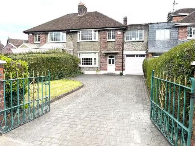 395 Navan Road, Ashtown, Dublin 7, D07A5X5 is for sale