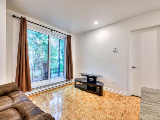 3989 Rue De Bullion, Montréal Le Plateau Mont Royal, H2W2E3