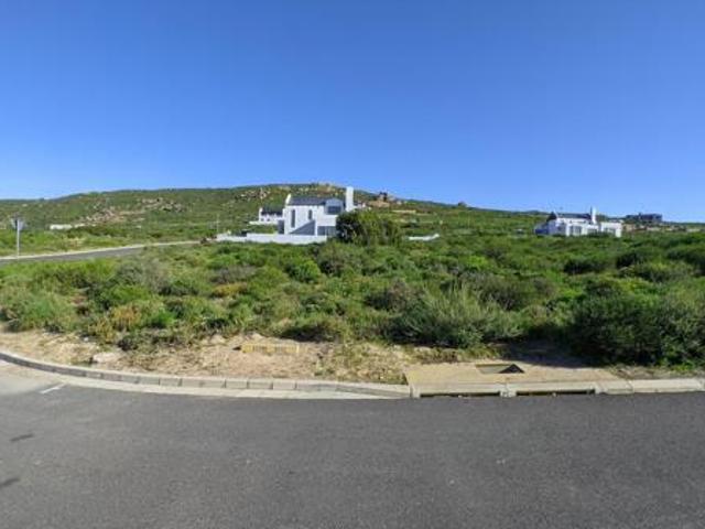398 m² Land available in St Helena Views