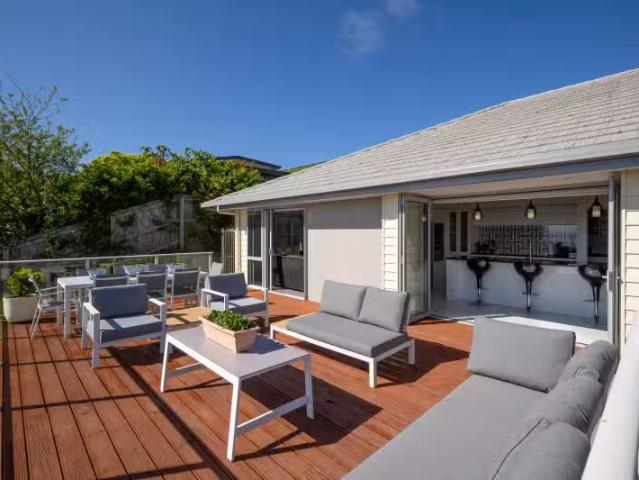 398 Princes Drive, Britannia Heights, Nelson