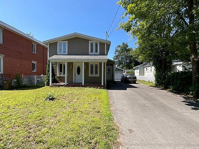 399 000$ Maison 2 étages à Vendre à Blainville