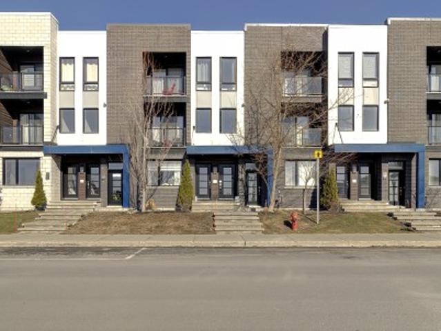 399 403 Rue D'Ambre, Candiac, QC, J5R 3L6 investment for sale | Listing ID 18173 | Royal LePage
