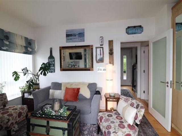 399,500 | Apt 26 Harbourside, Kincora Harbour, Killaloe, Clare Harry Brann Auctioneers & Valuers 5023 MyHome. Ie Residential