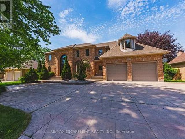 399 Golf Links Road, Hamilton, ON, L9G 4G6 house for sale | Listing ID X13414 | Royal LePage