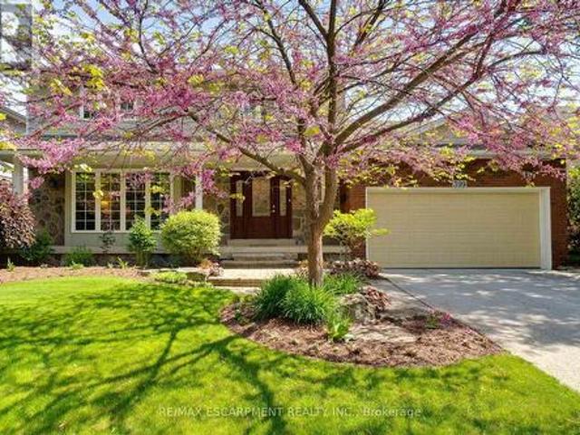 399 Goodram Drive, Burlington, ON, L7L 2K2 house for sale | Listing ID W12190 | Royal LePage