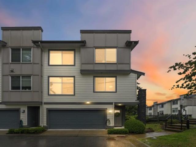 39 15 Mountain View Drive, Surrey, BC, V3Z 0W8 townhouse for sale | Listing ID R3143 | Royal LePage