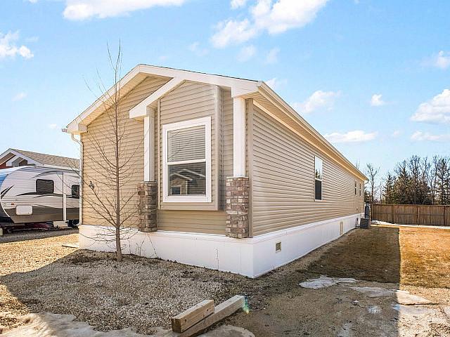 39 Vernon Keats 4 Bed / 2 Bath