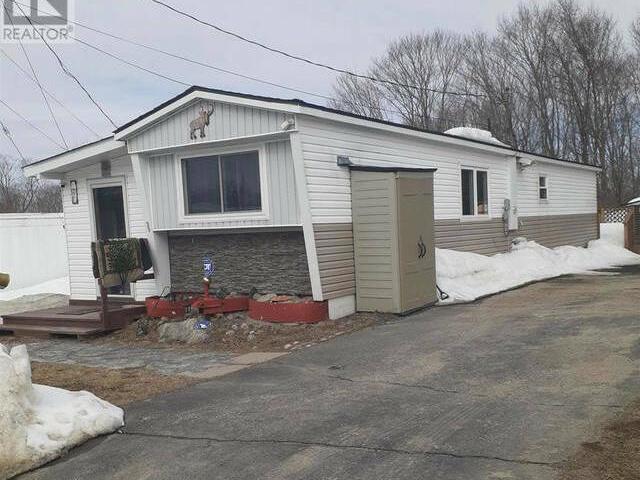39 Westhill RD Elliot Lake Ontario