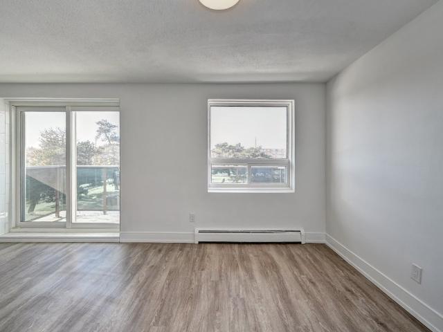 39 Willow Rd 1 Bedroom Apartment for Rent at 39 Willow Rd, Guelph, ON N1H 1V8 Onward Willow