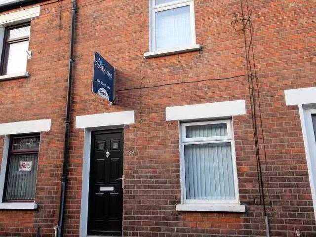 39 Ainsworth Drive
