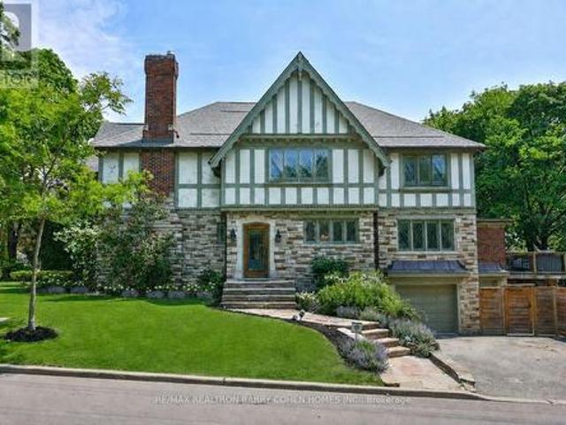 39 Ava Road, Toronto, ON, M5P 1Y5 house for sale | Listing ID C13450 | Royal LePage