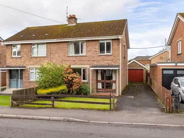 39 Beechdene Gardens