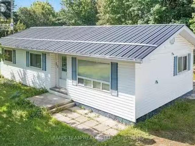 39 Brackenbury Street, Grey Highlands, ON, N0C 1H0 house for.