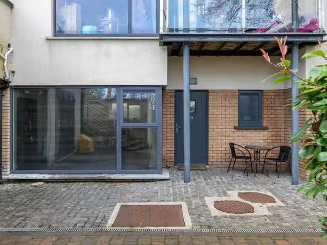 39 Church View, Bastion Court, Athlone, Co. Westmeath, N37X627.