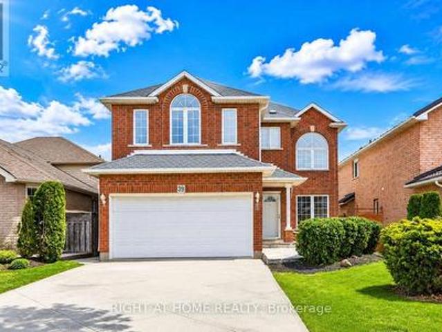 39 Distin Drive, Hamilton, ON, L9A 5K4 house for lease | Listing ID X13508 | Royal LePage