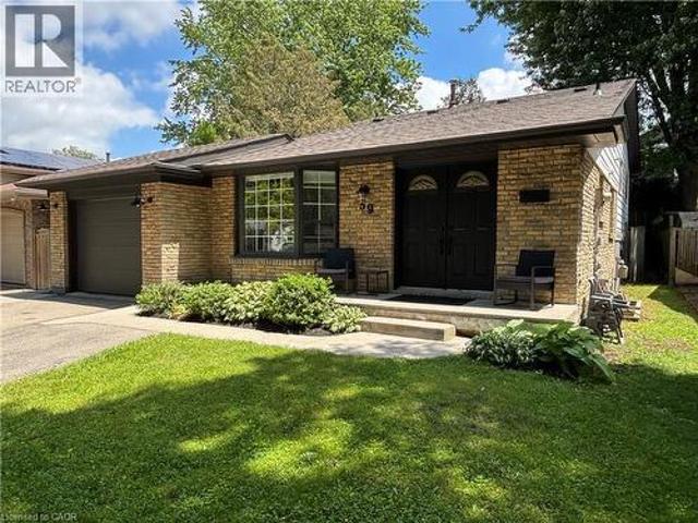 39 Forestgate Drive, Hamilton, ON, L9C 6A4 investment for sale | Listing ID 40839 | Royal LePage
