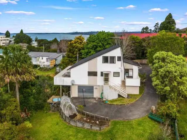 39 Hillcrest Road, Hatfields Beach, Rodney For Sale