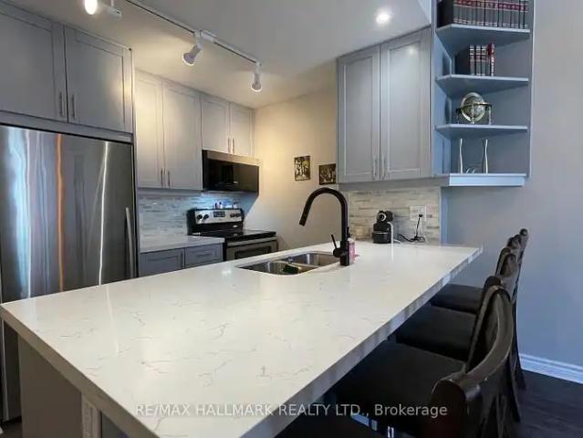 39 Jarvis Street #601