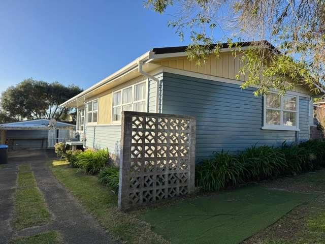 39 Kay Drive, Blockhouse Bay, Auckland City