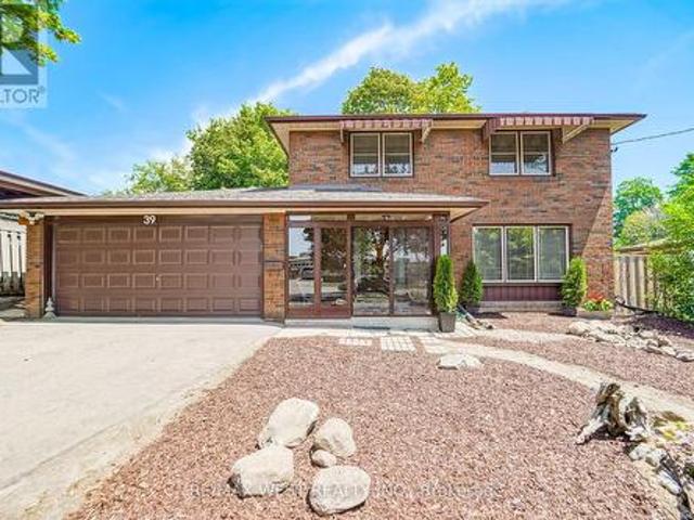 39 Madron Crescent, Toronto, ON, M3J 1H8 house for sale | Listing ID W13572 | Royal LePage