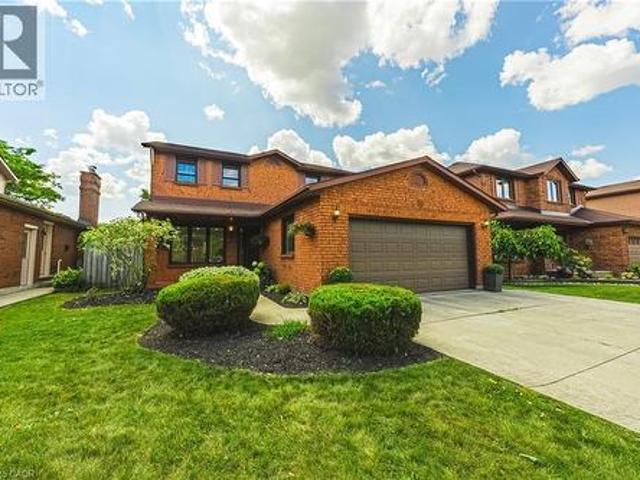 39 Parkwood Crescent, Hamilton, ON, L8V 4Z9 house for sale | Listing ID 40844 | Royal LePage