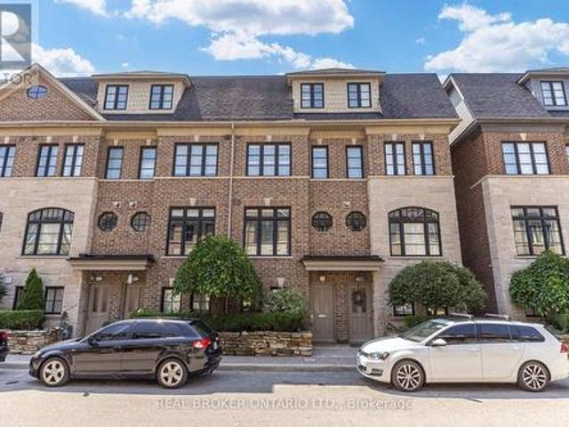 39 Ruby Lang Lane, Toronto, ON, M8Z 0B8 house for sale | Listing ID W13592 | Royal LePage