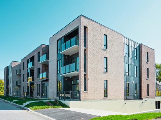 39 rue Front NEW Build in Vieux Aylmer near Marina ! [All Inclusive] 2 CH + 2 SDB Apartment for Rent