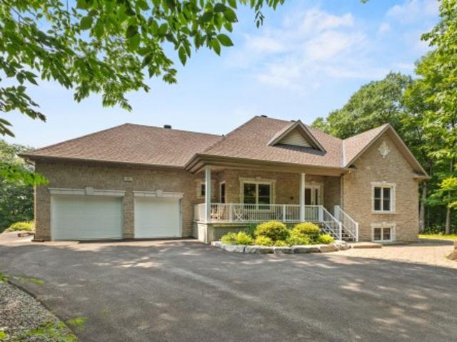 39 Rue Marsolais, Cantley, QC, J8V 4C5 house for sale | Listing ID 24237 | Royal LePage
