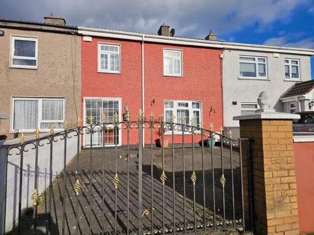 39 Saint Mark'S Drive, Dublin 22, Ronanstown, Co. Dublin is fo.