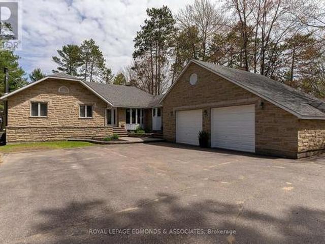 39 Selley Street, Petawawa, ON, K8H 3G9 house for sale | Listing ID X13608 | Royal LePage