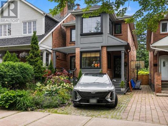39 Standish Avenue, Toronto, ON, M4W 3B2 house for sale | Listing ID C13527 | Royal LePage