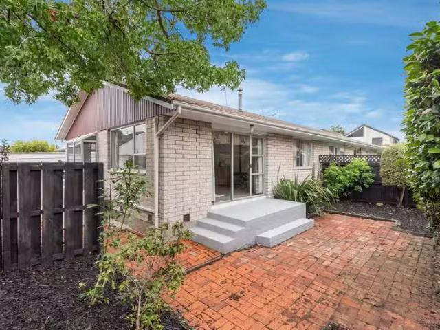 3/9A Avonhead Road, Avonhead, NZ 8041 House Sold