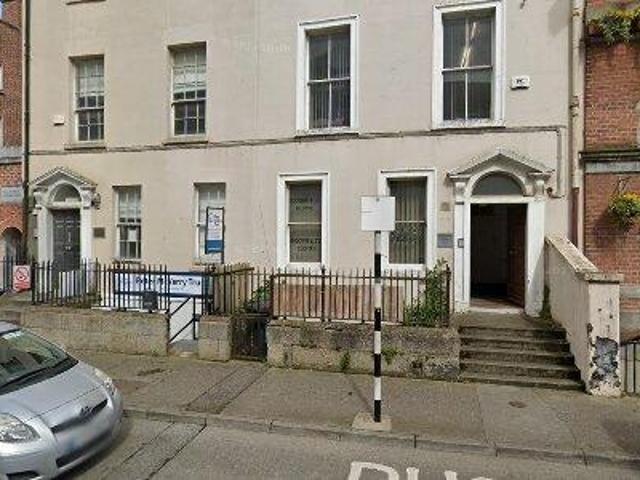 3 m2 office space for rent in Louth