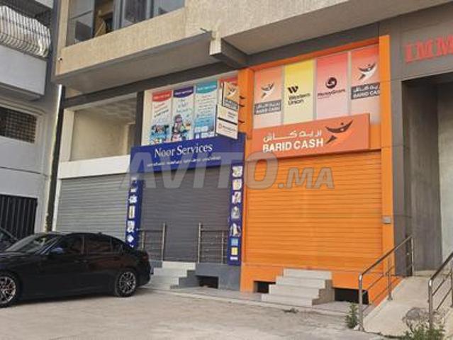 3 magasins à vendre