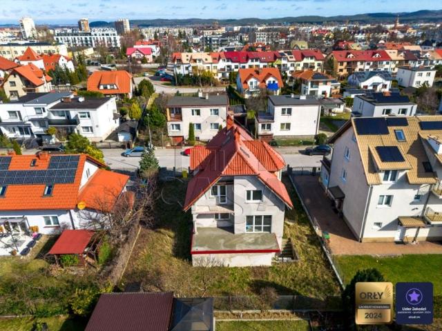 3 Maja 250 m², Rumia
