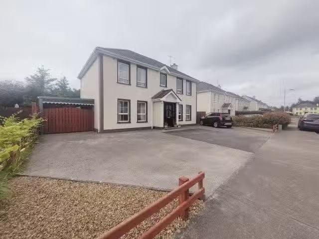 3 Manor Grove, Kinlough, Leitrim
